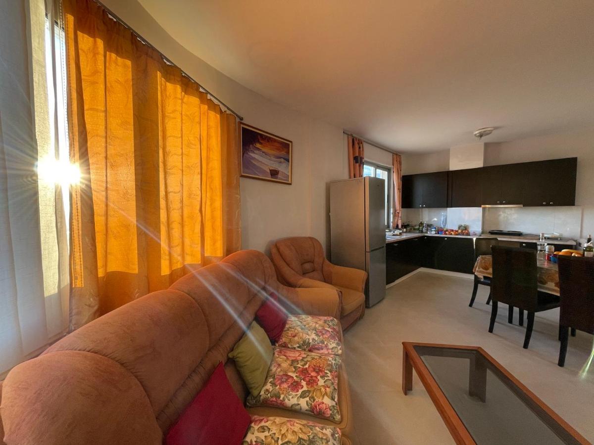 B&B - Private Rooms Тирана Екстериор снимка